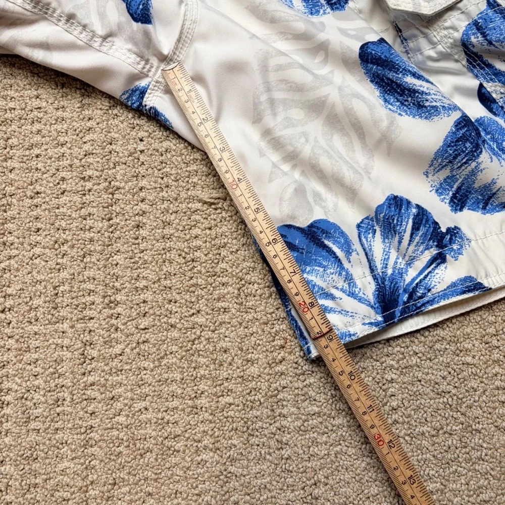 Y2K Abercrombie & Fitch Mens M Blue White Hibiscus Floral Cargo Board Shorts